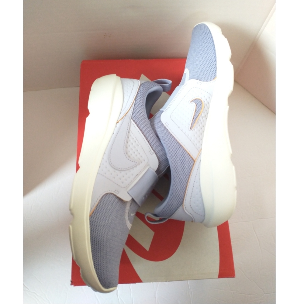 New! NIKE Women's AD Comfort Slip-On Sneakers Athletic Shoe Pale Violet Size 8.5 - Picture 9 of 12